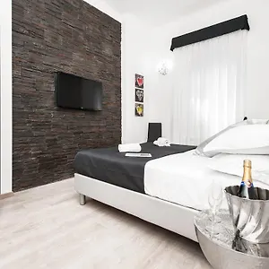 black-rooms-colosseo.it-romehotels.com/